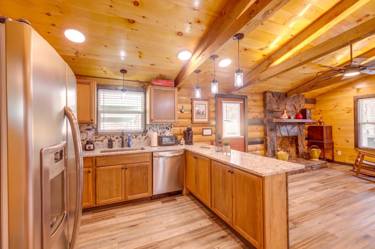 Pet-Friendly Chattanooga Cabin With Hot Tub And Kayaks Exterior foto